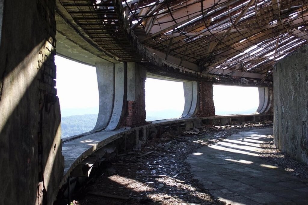 O Segredo De Buzludzha: O Ovni Comunista Da Bulgária