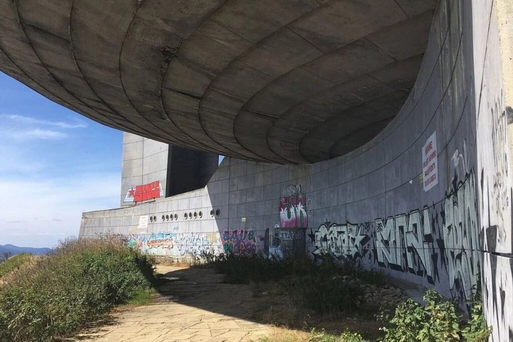 O Segredo De Buzludzha: O Ovni Comunista Da Bulgária